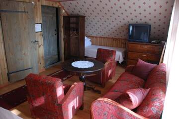 Фото номера Номер-студио с кроватью размера &quot;king-size&quot; Хостелы Avinurme Hostel г. Avinurme 4